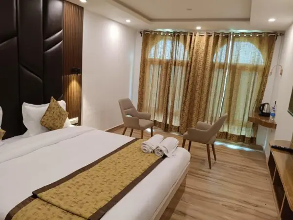 Naqash Residency Main image